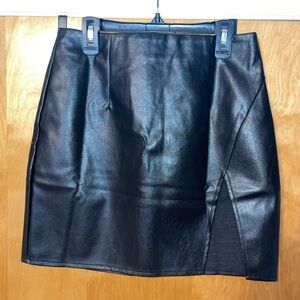 Lulus Pleather Mini Skirt Size Small